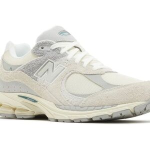 New Balance 2002R Linen with Concrete and Slate Grey, Size M6 / W7.5